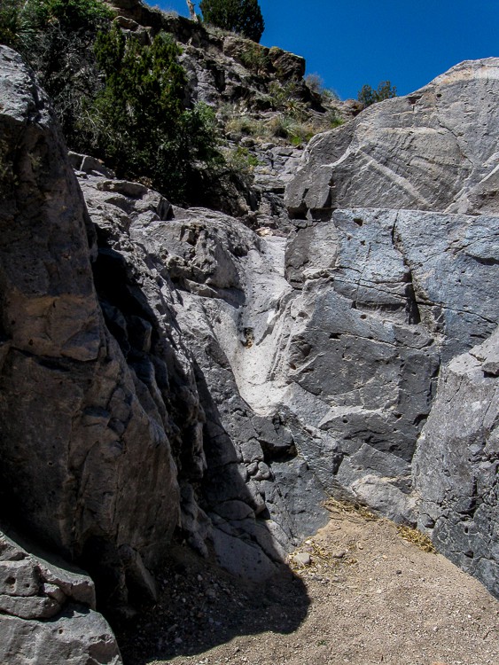 Narrow rock crevice to navigate